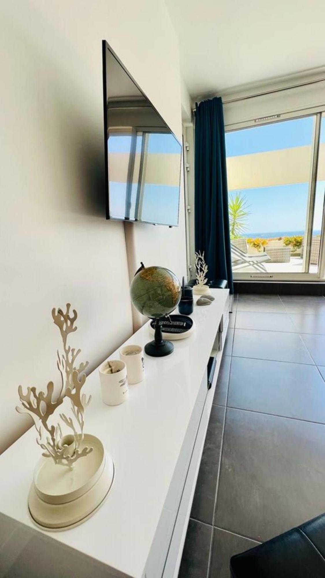 Vue Mer Imprenable Et Piscine Bandol Bagian luar foto